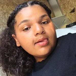 Meet your Posher, Hanna